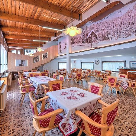 Hotel Kapriol フォルガリダ エクステリア 写真