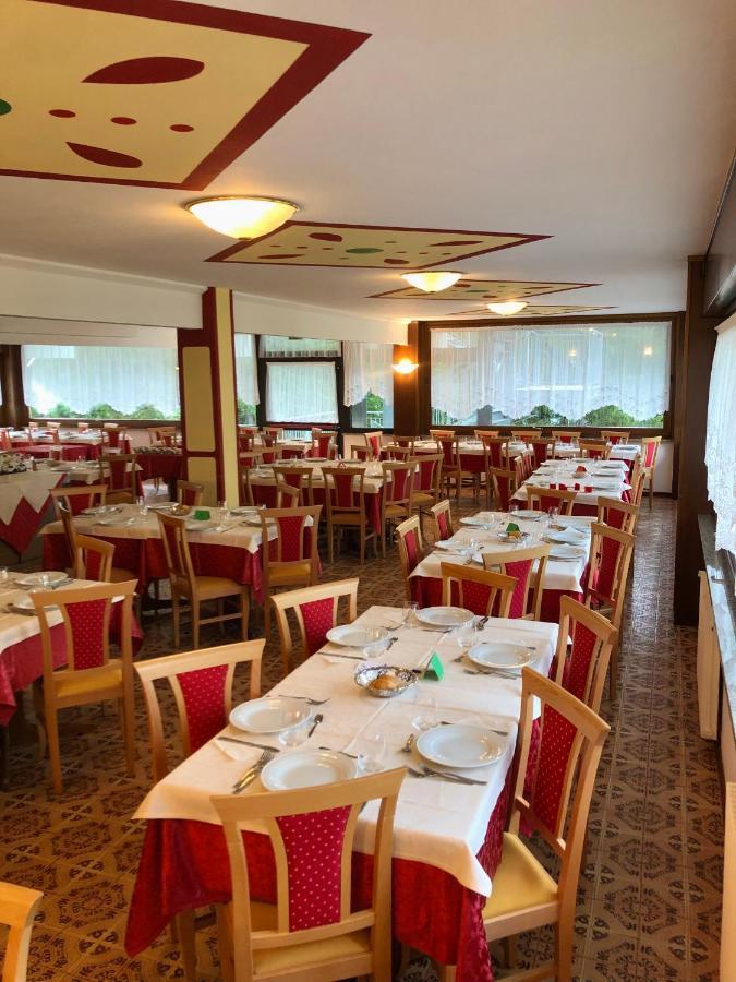 Hotel Kapriol フォルガリダ エクステリア 写真
